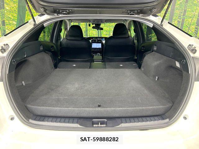 Toyota PRIUS PHV 2018-05 8871870-9