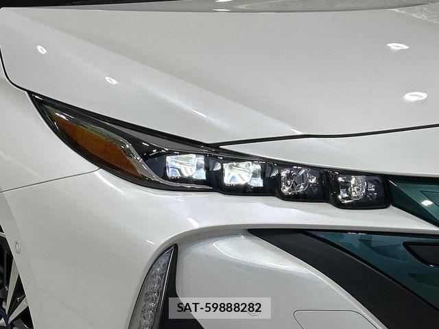 Toyota PRIUS PHV 2018-05 8871870-12