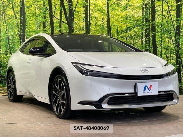 Toyota PRIUS PHV 2023-03 8881712-15