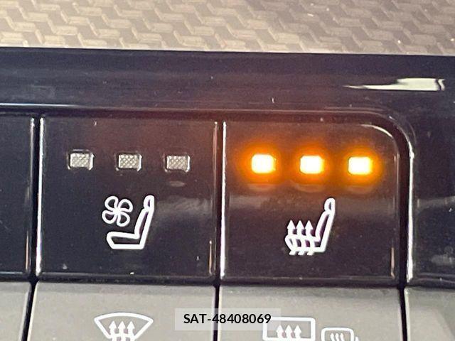 Toyota PRIUS PHV 2023-03 8881712-6