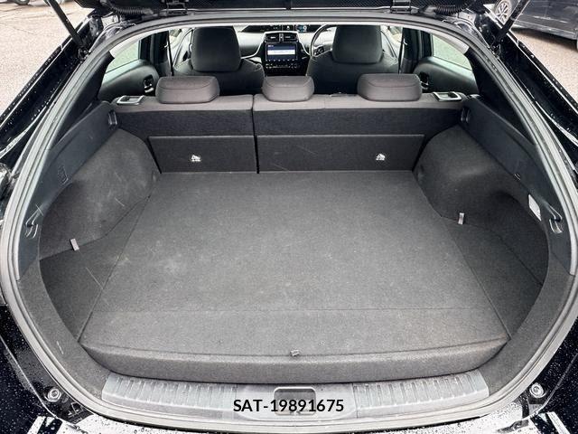 Toyota PRIUS PHV 2019-05 8881716-12