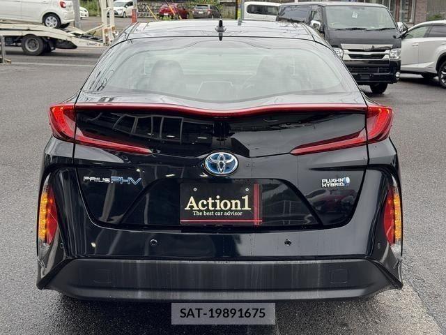 Toyota PRIUS PHV 2019-05 8881716-4