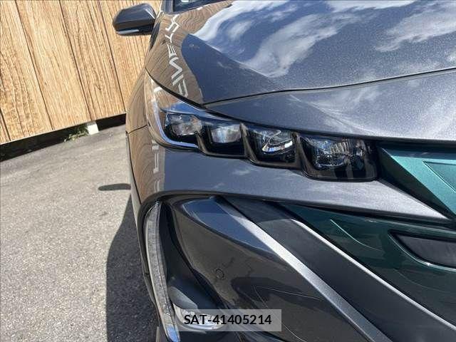 Toyota PRIUS PHV 2017-03 8881717-21