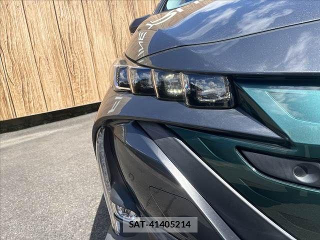 Toyota PRIUS PHV 2017-03 8881717-29