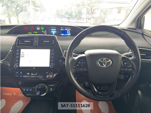 Toyota PRIUS PHV 2021-11 8881718-10