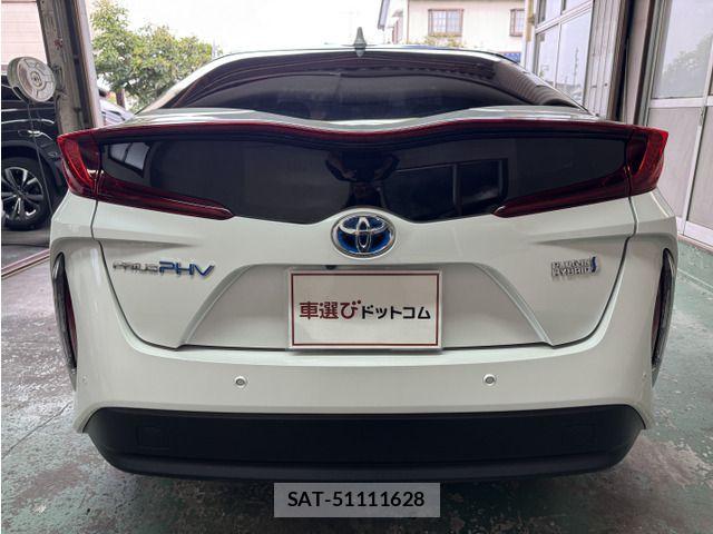Toyota PRIUS PHV 2021-11 8881718-7