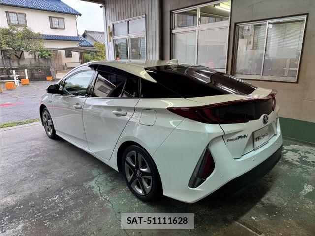 Toyota PRIUS PHV 2021-11 8881718-8
