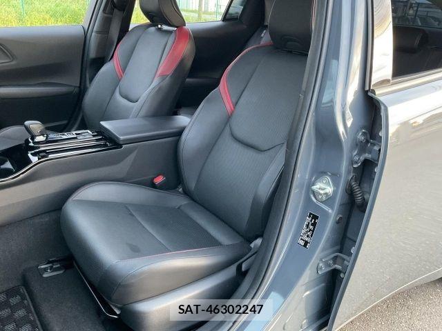 Toyota PRIUS PHV 2024-03 8881713-10