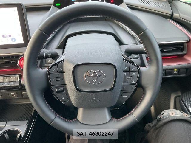 Toyota PRIUS PHV 2024-03 8881713-7