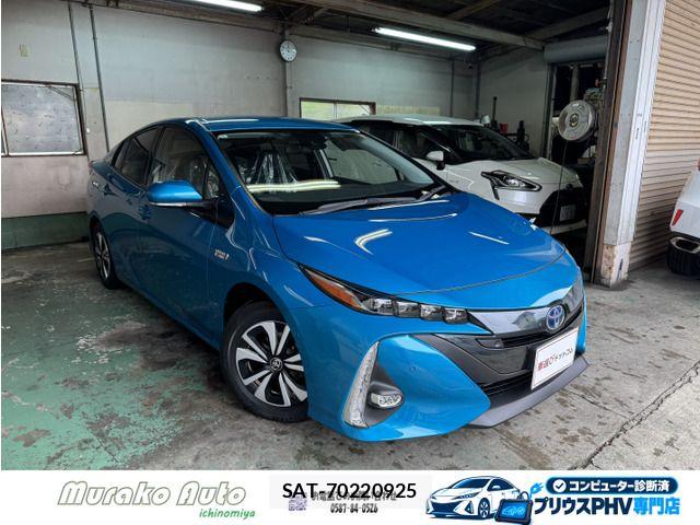 Toyota PRIUS PHV 2018-06 8881719-0
