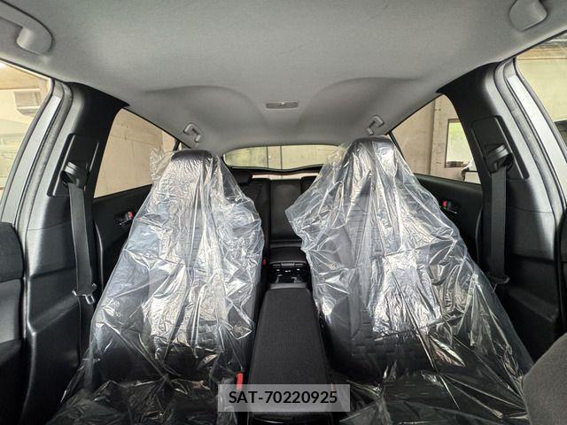 Toyota PRIUS PHV 2018-06 8881719-14