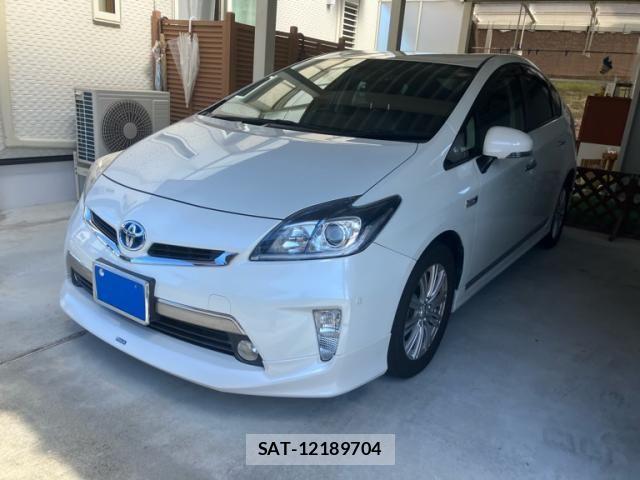 Toyota PRIUS PHV 2012-02 8884224-2