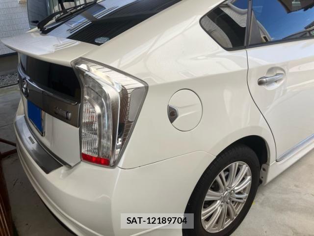 Toyota PRIUS PHV 2012-02 8884224-5