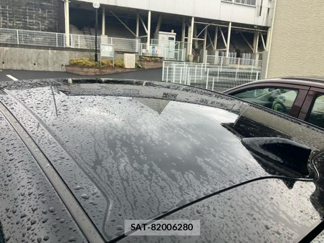 Toyota PRIUS PHV 2018-02 8884223-5