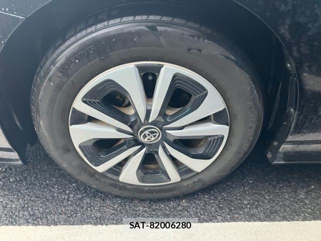 Toyota PRIUS PHV 2018-02 8884223-8