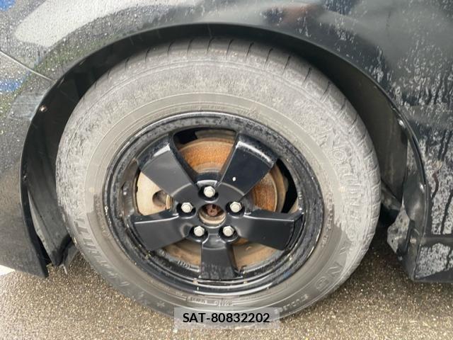 Toyota PRIUS PHV 2012-03 8884225-9