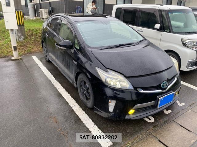 Toyota PRIUS PHV 2012-03 8884225-1