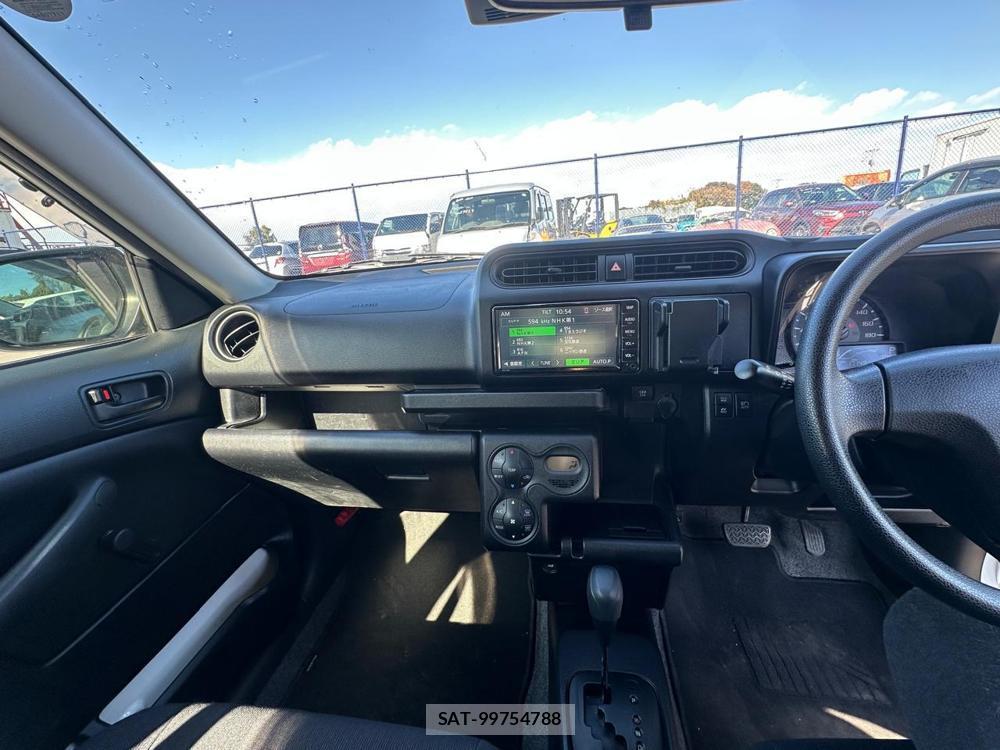 Toyota PROBOX 2020 1372553-17