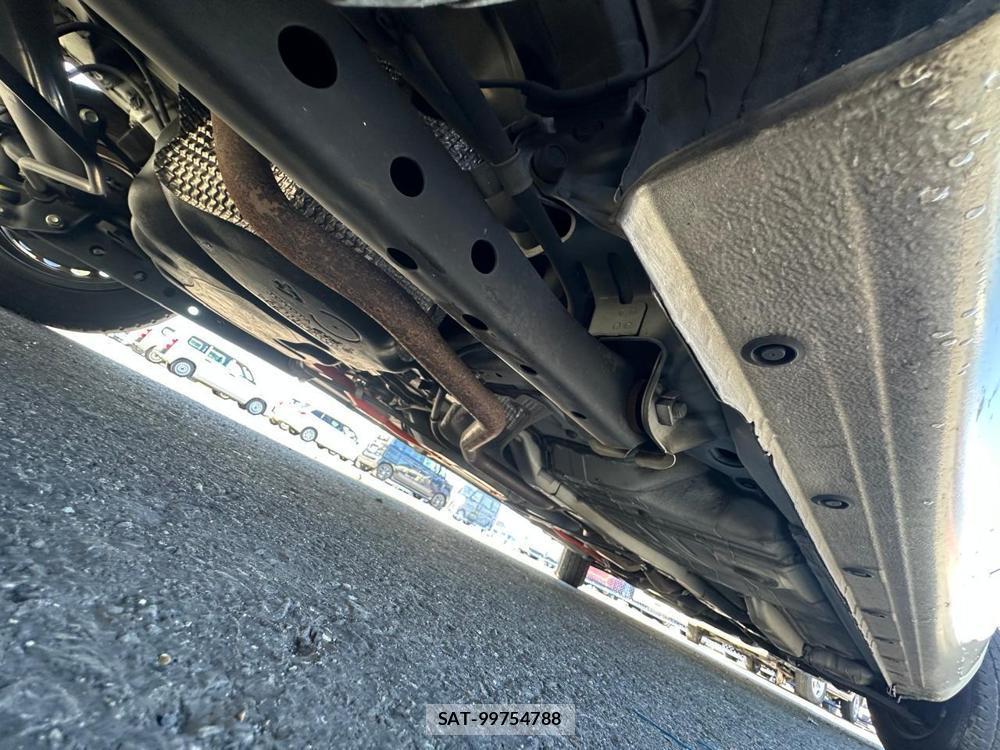 Toyota PROBOX 2020 1372553-32