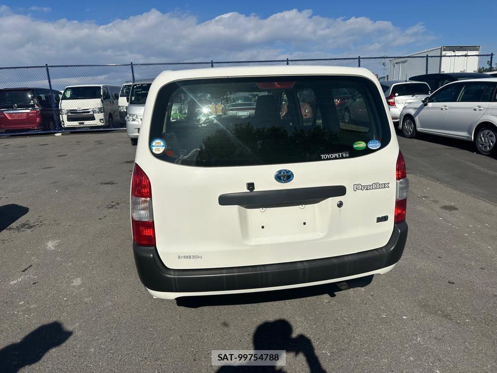 Toyota PROBOX 2020 1372553-3