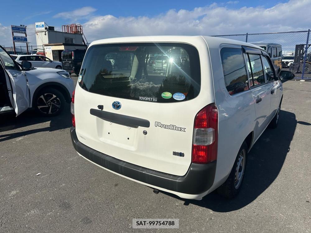 Toyota PROBOX 2020 1372553-4