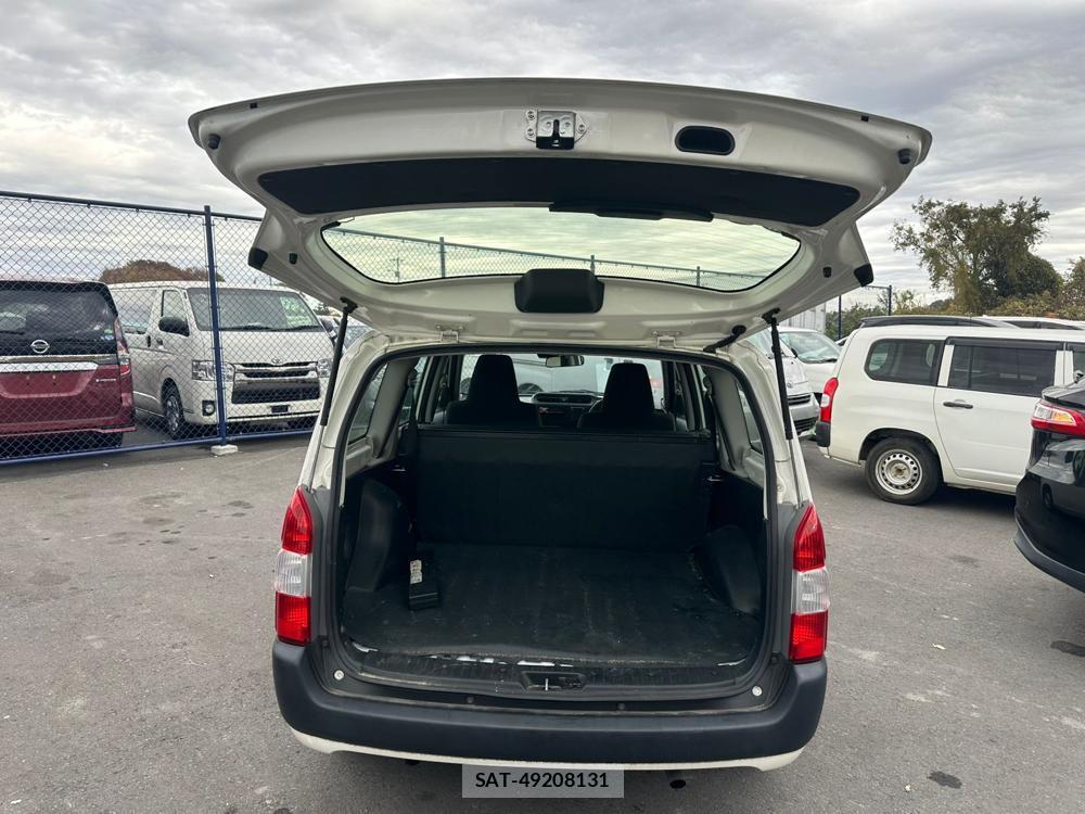 Toyota PROBOX 2020 1415843-24