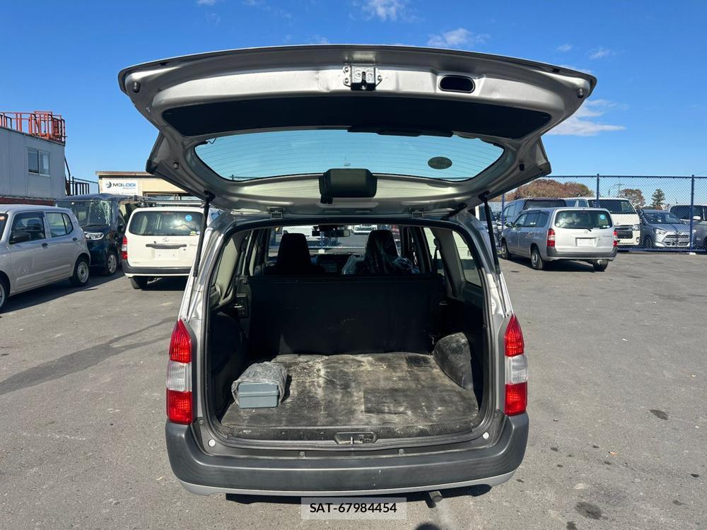 Toyota PROBOX 2020 1415848-24