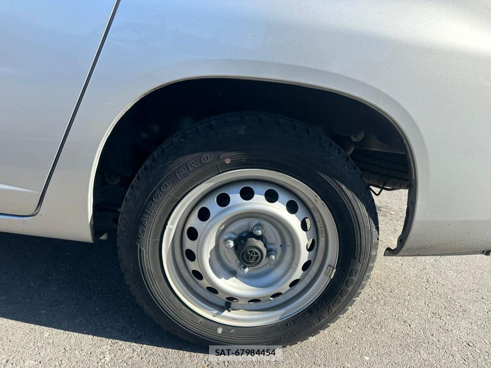 Toyota PROBOX 2020 1415848-29