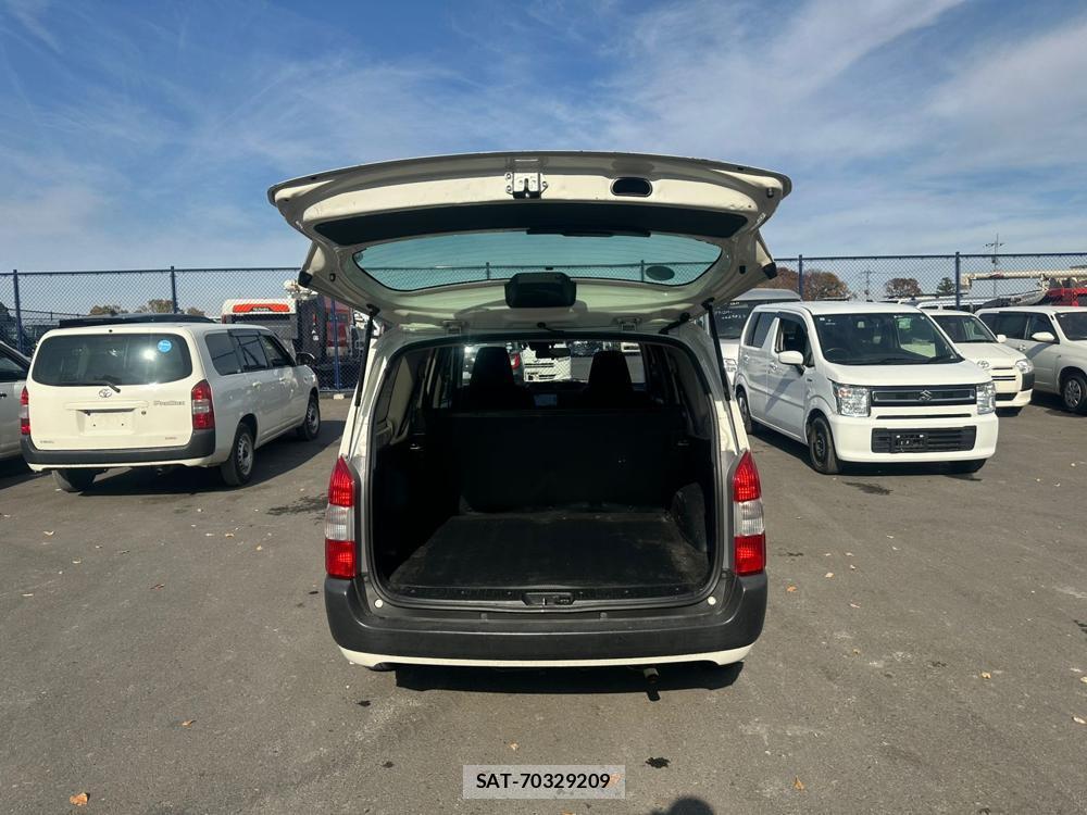 Toyota PROBOX 2020 1451875-24