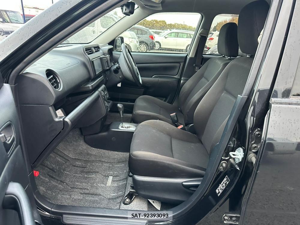 Toyota PROBOX 2020 1375370-10