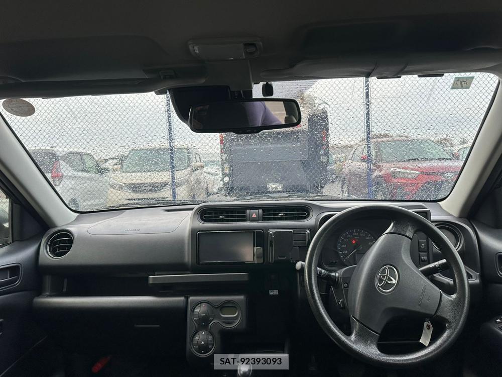 Toyota PROBOX 2020 1375370-12