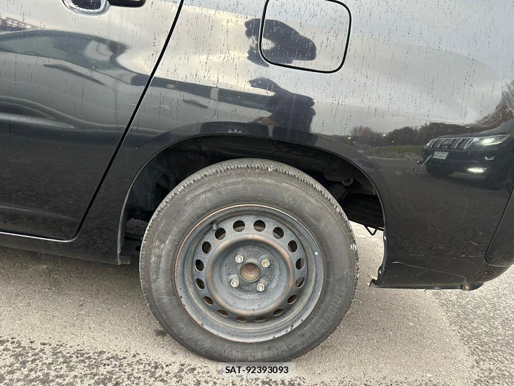 Toyota PROBOX 2020 1375370-29