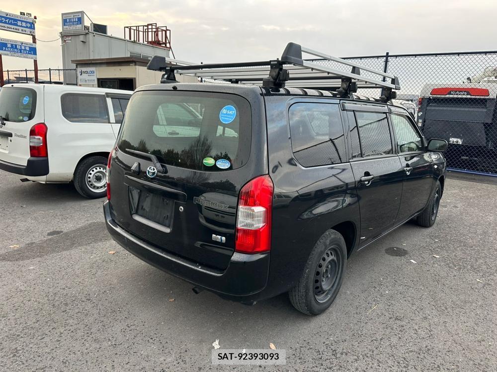 Toyota PROBOX 2020 1375370-4