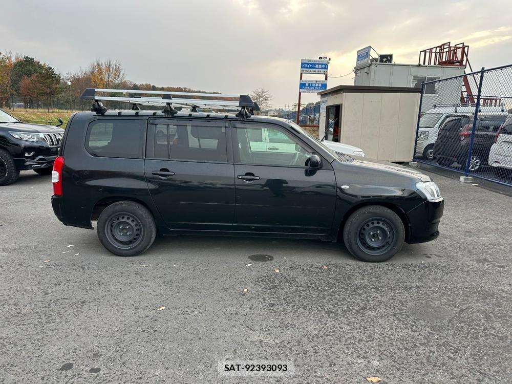 Toyota PROBOX 2020 1375370-5