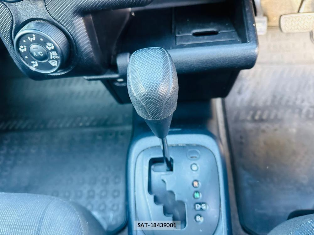 Toyota PROBOX 2020 1497563-20