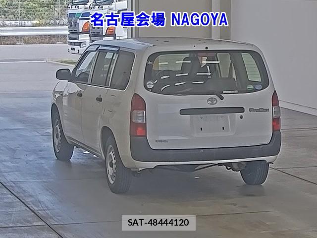 Toyota PROBOX 2015 7013711-1