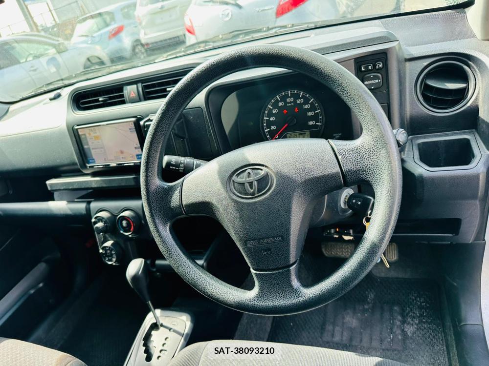 Toyota PROBOX 2015 7013710-14