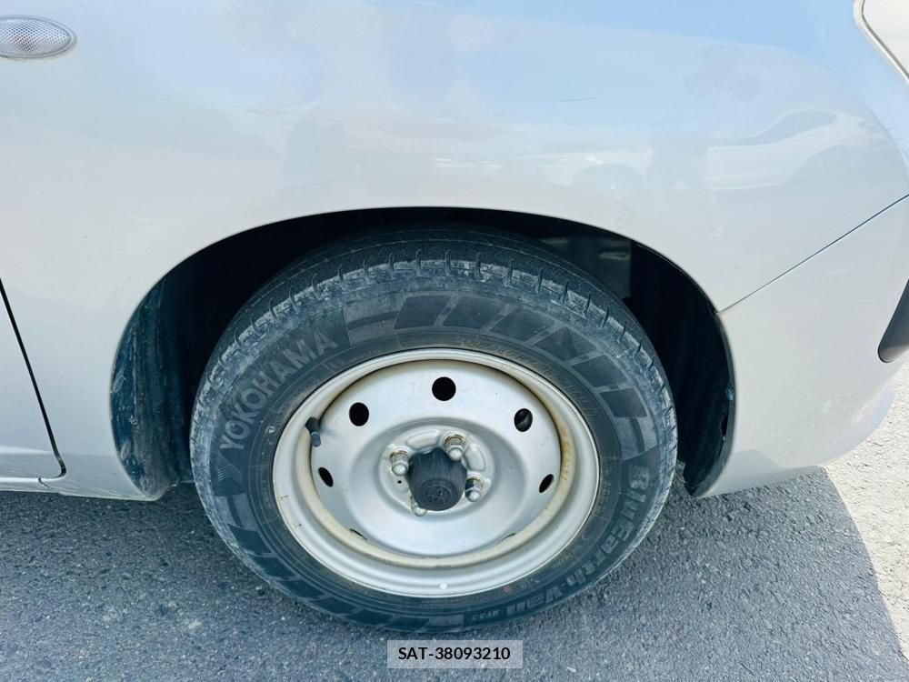 Toyota PROBOX 2015 7013710-28