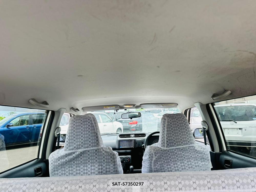 Toyota PROBOX 2015 7180519-24