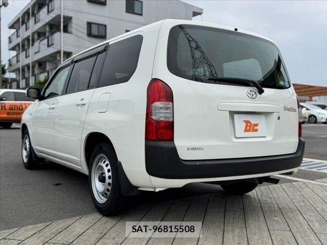 Toyota PROBOX 2017-12 7272753-12