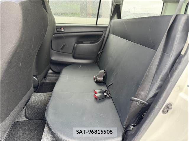 Toyota PROBOX 2017-12 7272753-17