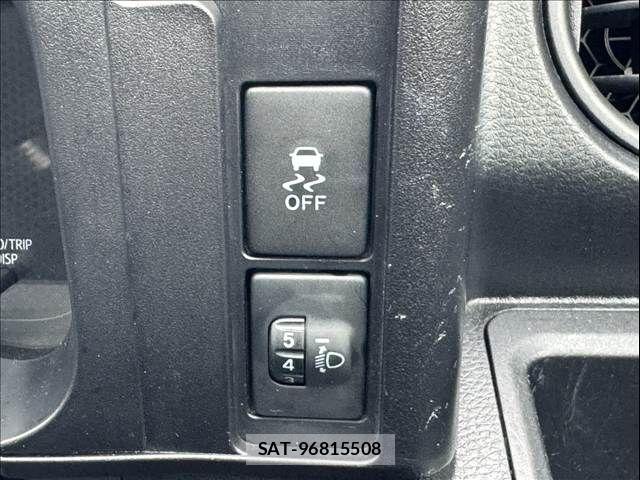 Toyota PROBOX 2017-12 7272753-4