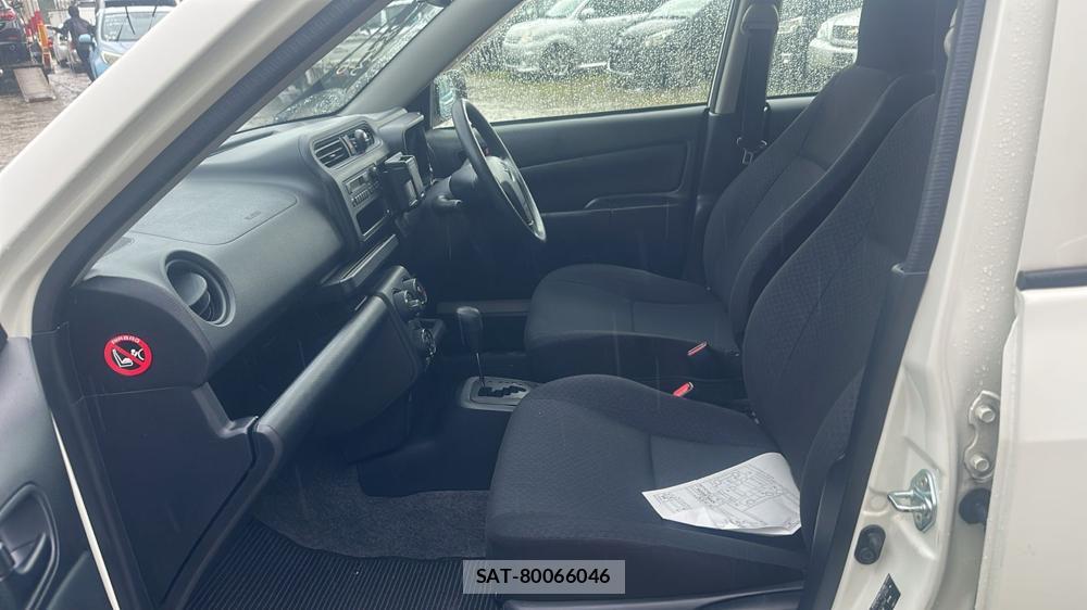 Toyota PROBOX VAN 2015 7747336-10