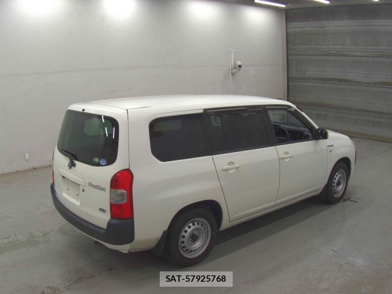 Toyota PROBOX 2020-06 8120441-1