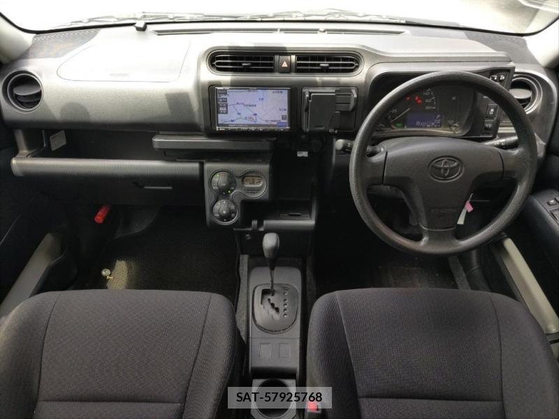 Toyota PROBOX 2020-06 8120441-4
