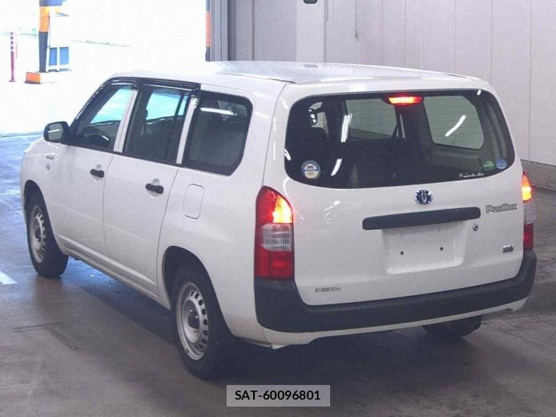 Toyota PROBOX 2019-07 8252490-2