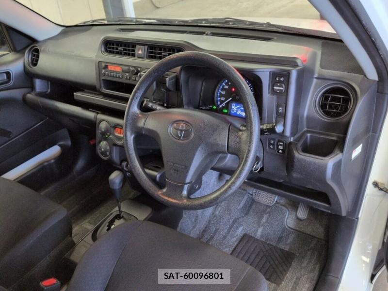 Toyota PROBOX 2019-07 8252490-4