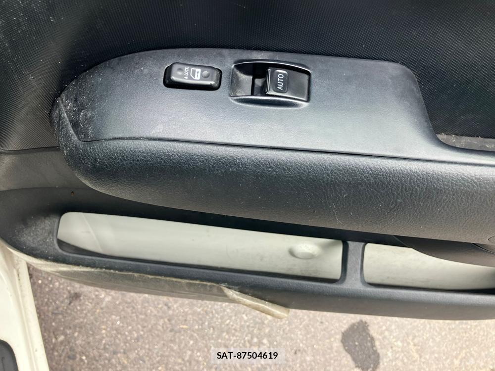 Toyota PROBOX 2018 1289494-24