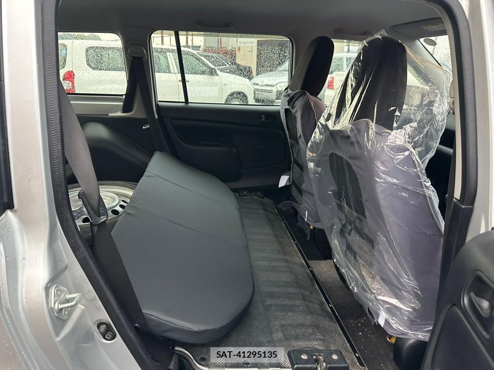 Toyota PROBOX 2019 1438293-8