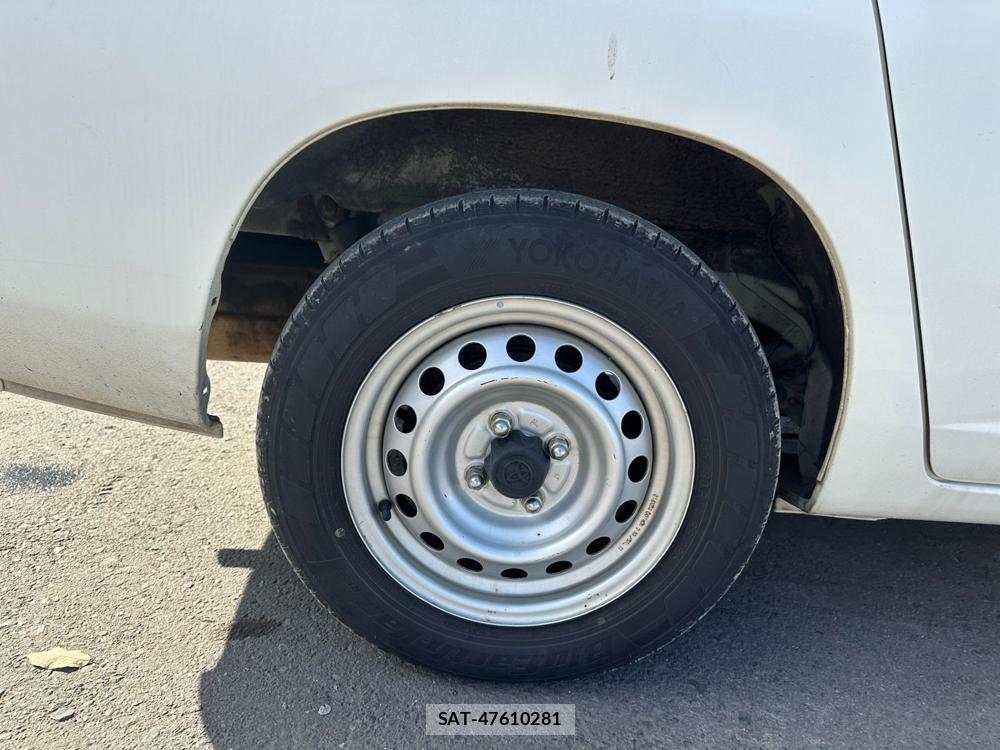 Toyota PROBOX 2019 1480378-26